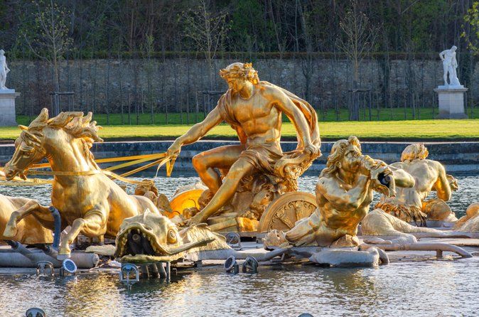 Versailles from Rouen | Private Roundtrip Transfer