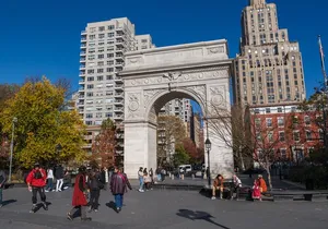 Private Taylor Swift Hotspots Walking Tour