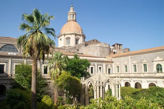 Catania Scavenger Hunt & Highlights Self-Guided Walking Tour