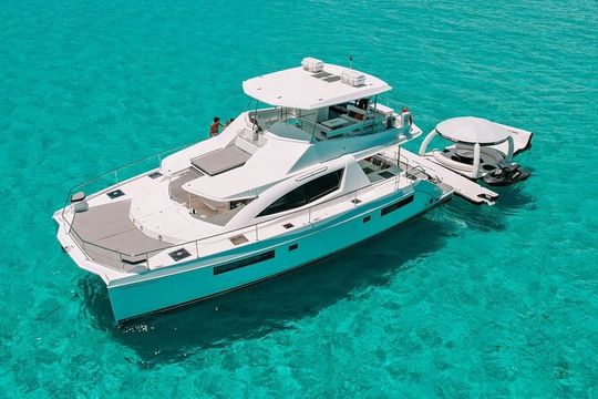 All inclusive 4 Hour Luxury Catamaran Charter in Riviera Maya