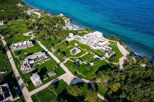 Tulum Express Private Tour with Museum and Beach. Half a day