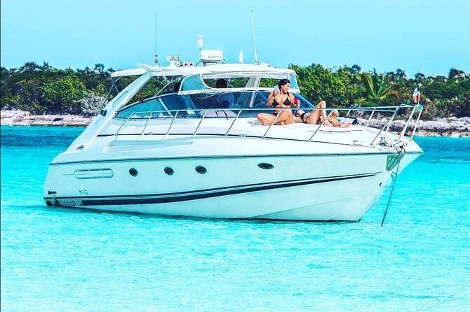 Private Beach Day / 50ft Sun Seeker or 33ft Boat / 1-10 Guests