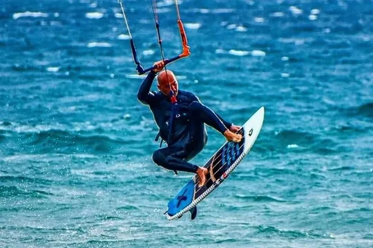 Basic kitesurfing course