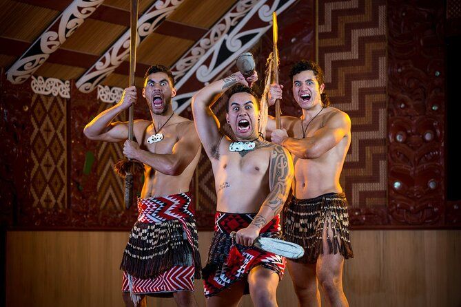 Te Puia Geothermal, Kiwi and Māori Art