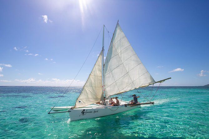 Private Moorea Discovery Half-day Sailing