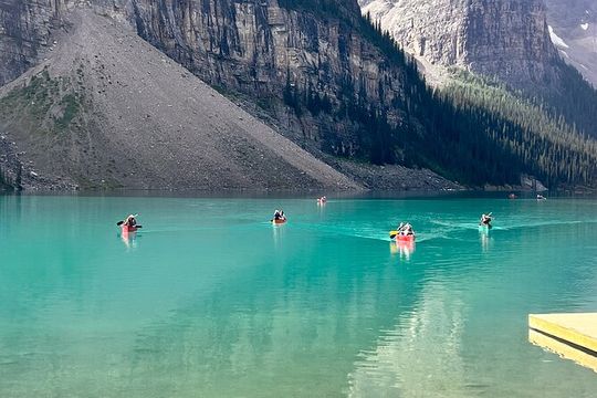 Calgary to Louise, Moraine, Emerald Lake and Johnston Canyon Tour