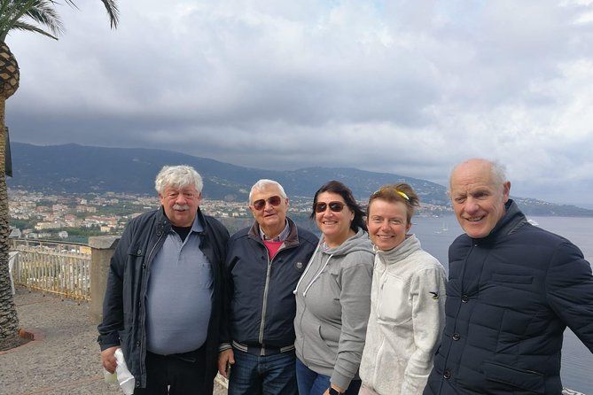 Group tour from Naples to Sorrento /Positano/Amalfi.