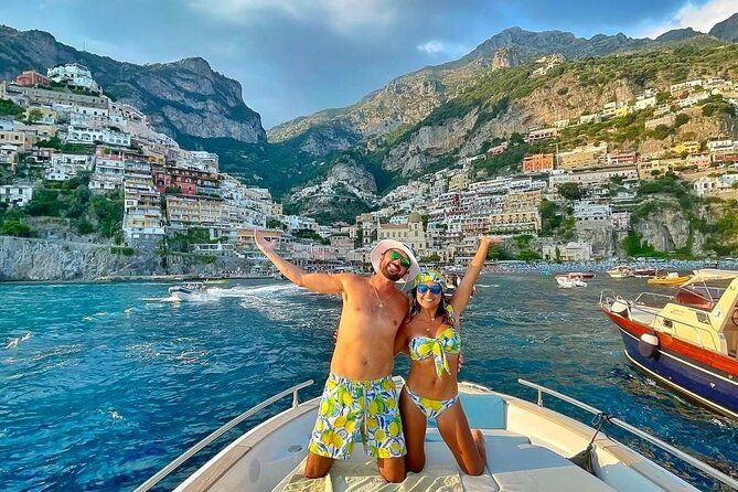 Private Amalfi Coast tour from Sorrento with a Protagon 25''
