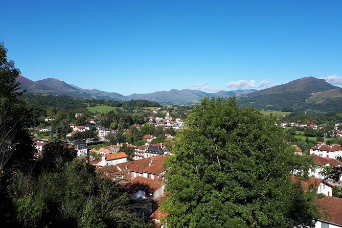Saint Jean Pied de Port / Baigorry: On the pilgrims' route