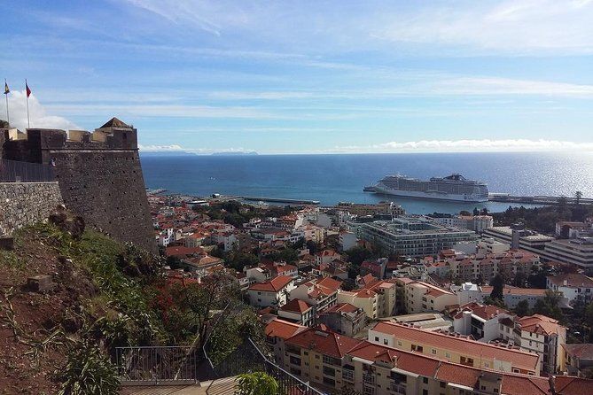 Custom Madeira Private Tour: Up to 8 Pax