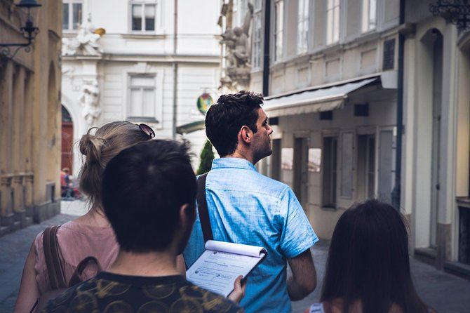 Puzzle rally Viennese highlights and coffee house culture