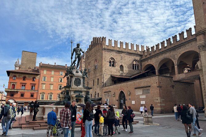 Authentic Bologna: Small-Group Walking Food Tour