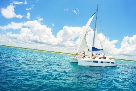 Catamaran Sailing and Snorkel Tour