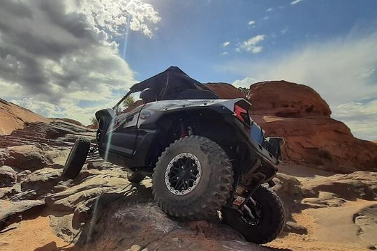 BEST! Poison Spider U-Drive 4X4 Tour in Moab +Dinosaur Tracks!