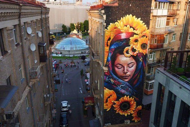 Private Ukrainian Street Art Tour in Kiev