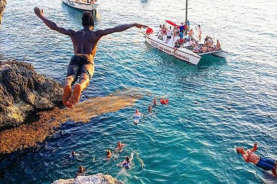 Negril Sunset Trip to Rick's Cafe from Montego Bay and Grand Palladium