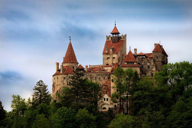 Private Full-day Dracula Castle and Brasov Tour from Bucharest