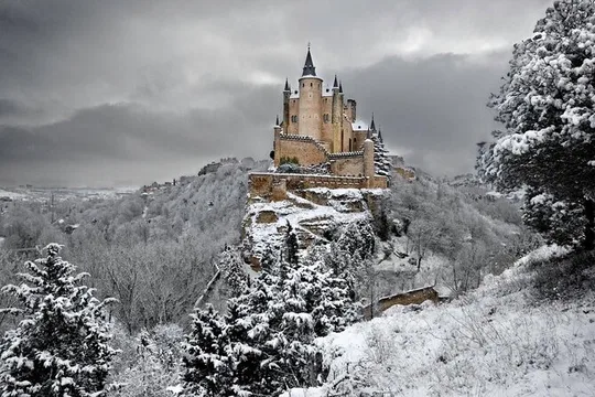 Travel through Segovia and Avila in a Small Group from Madrid
