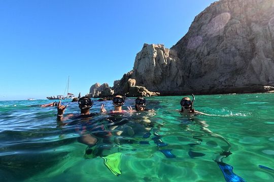 Snorkel and arch tour in los cabos