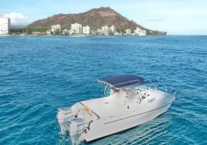 Private Boat and Fireworks Cruise in Waikiki