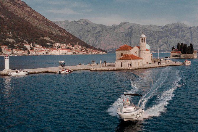 Personalized private speed boat tour