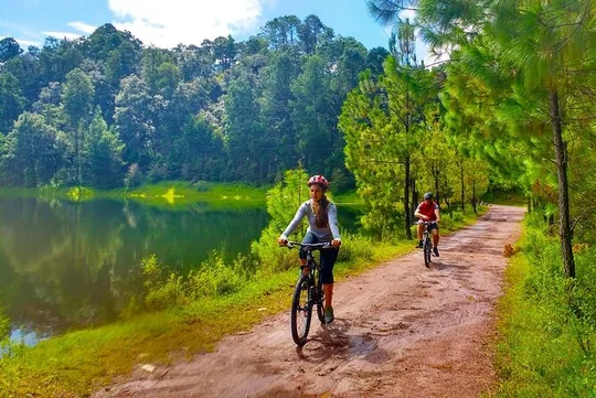 Guided Bike Adventure in Valle de Bravo