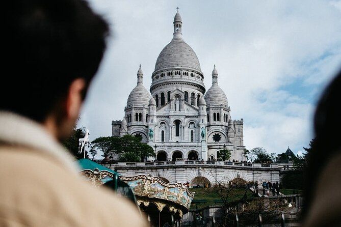 Paris: Montmartre & Sacré Coeur Private Walking Tour