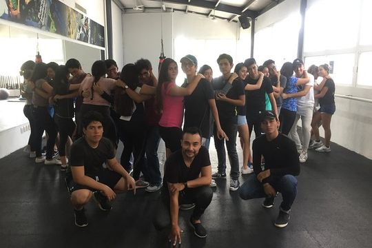 salsa dancing lessons and bachata classes