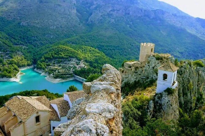 Alicante: Tour to Guadalest and Altea by Libre with Transfer