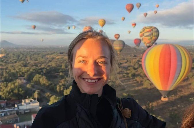 Balloon Flight + Breakfast in cave + Pick-up in Cdmx /Tour