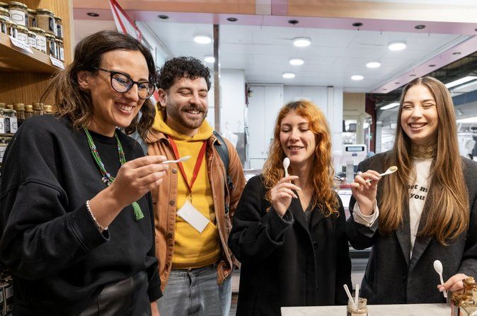 Modena: Discover the Food, Market & City Highlights Tour