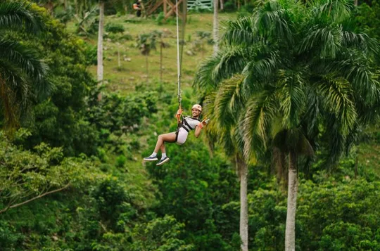 Punta Cana Zipline - 8 lines and a suspenseful hanging bridge