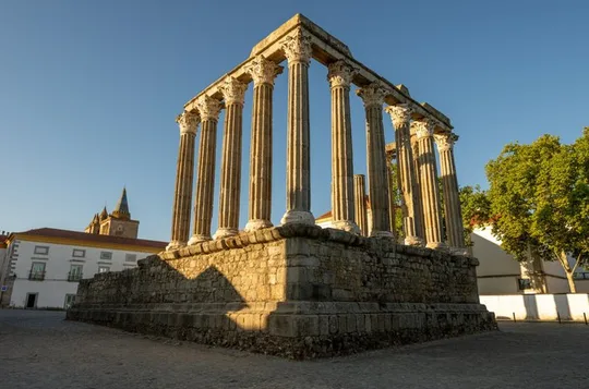 Lisbon: Évora Winery Tour, Bones Chapel & Tastings - Small Group
