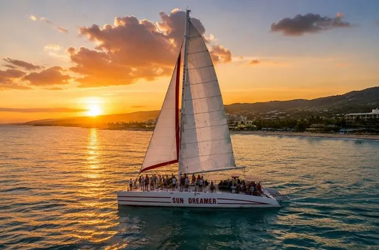Montego Bay Private Catamaran with Champagne and Snorkeling