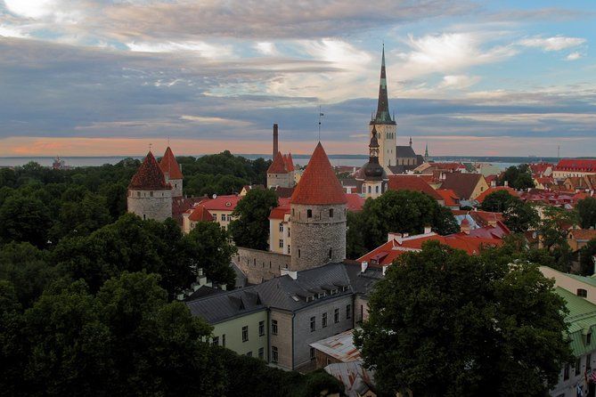 Discover Terrific Tallinn: Self-Guided Audio Tour
