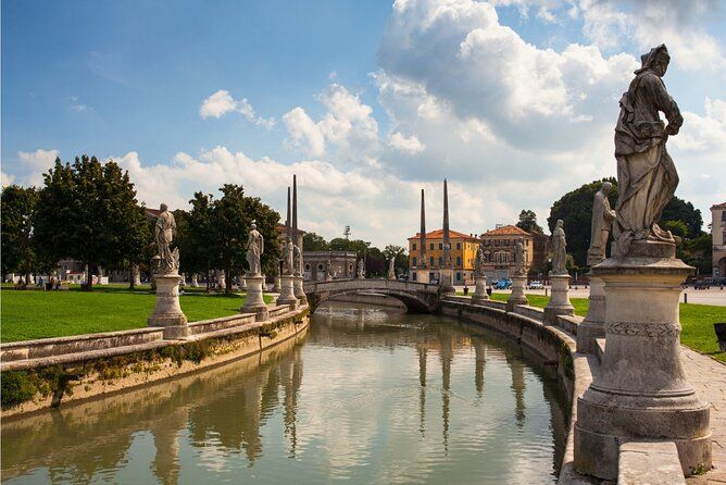 Padova Self-Guided Walking City Tour & Scavenger Hunt