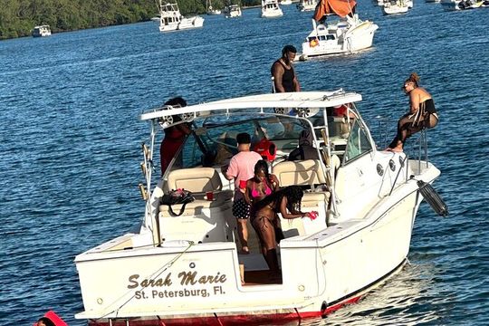 Miami Private 38’ Express Cruiser Yacht with Captain