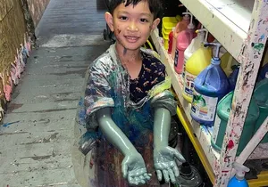 Splatter Art Paint Studio Experience in Hawaii