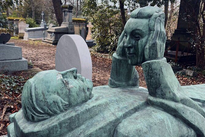 Who Killed Victor? Inquiry at the Père Lachaise Cemetery