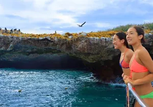 Snorkeling in Marietas Islands and BBQ in Playa Majahuitas