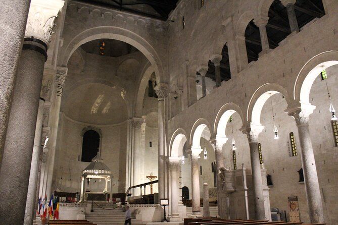 Bari's St Nicholas Basilica, Cathedral and Old City Catholic Tour