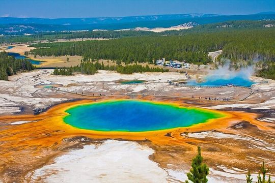 Lodging at Old Faithful Yellowstone&Grand Teton Small Group 4-day