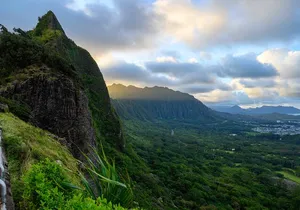Oahu Waterfall Hike-Garden-Beach Road Trip, Waikiki to Lanikai