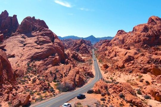 LAS VEGAS: Valley of Fire, Seven Magic Mountains, Vegas Sign TOUR