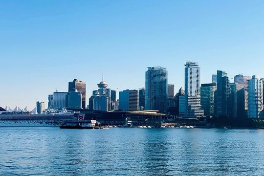 Exclusive Luxury Small Group Tour for Vancouver