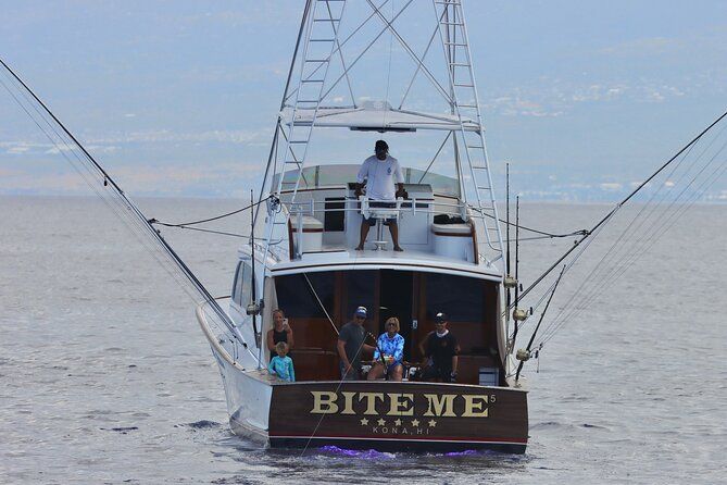 Kona Hawaii Deep Sea Luxury Fishing Trip on Bite Me 5