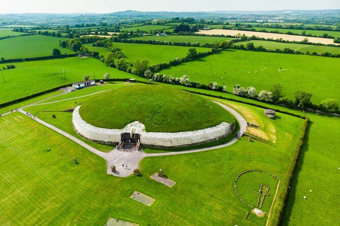 Newgrange & Boyne Valley Private Tour: Travel Through 5,000 Years