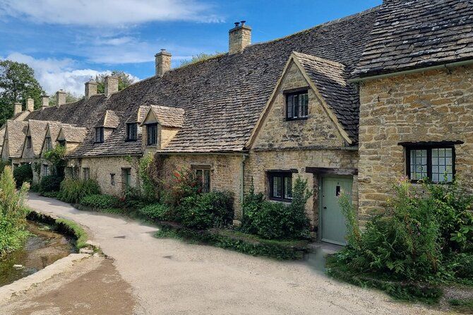 From London: 7 Unmissable Cotswolds Stops Small-Group Tour