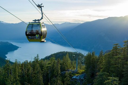 Whistler and Sea to Sky Gondola, a Fire and Ice Discovery Tour