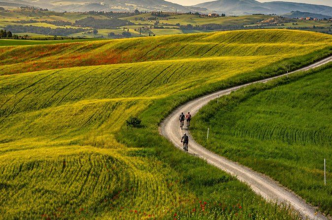 Crete Senesi: eBike Tour Virtual-guided